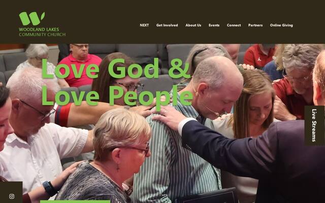 Woodland Lakes Community Church
