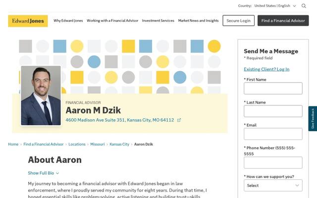 Aaron M Dzik